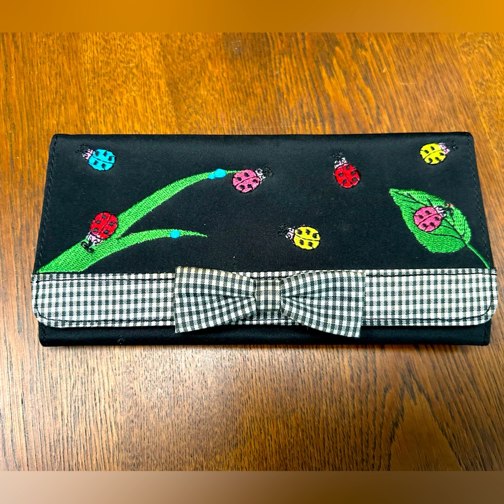Ladybugs & Gingham! Adorable tri-fold black wallet-women’s w/removable checkbook